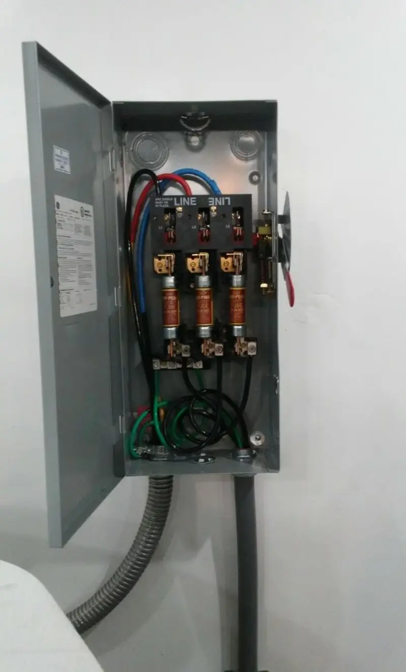 Three-phase disconnect switch installed for Electrical Wiring & Rewiring in Maricopa